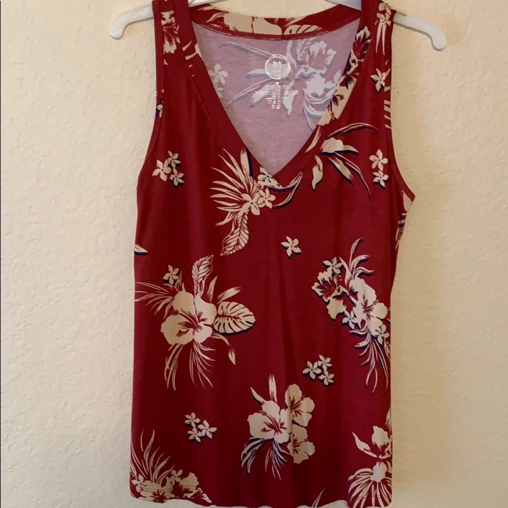 Maurice’s Hawaiian top
